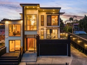 8A Palmer Avenue, Glen Eden, Auckland