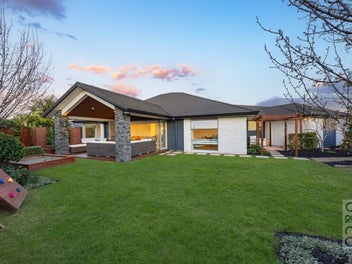 19 Riverhead Point Drive, Riverhead, Riverhead