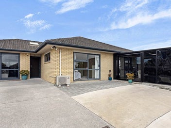 5 Genesis Place, Flat Bush, Auckland