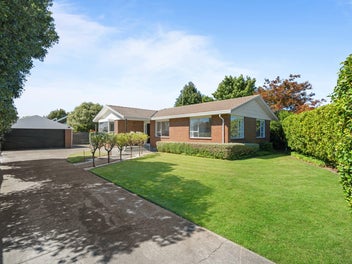 12 Iona Place, Sockburn, Christchurch