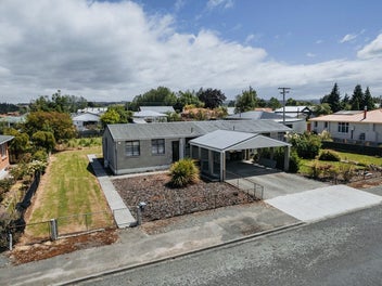 62 Ajax Street, Milton, Milton