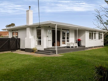 98 Maxwells Line, Awapuni, Palmerston North