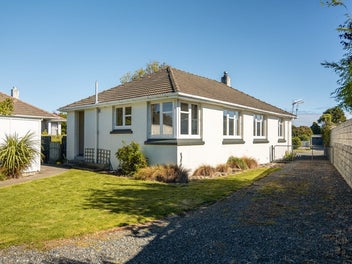 76 Adamson Crescent, Glengarry, Invercargill