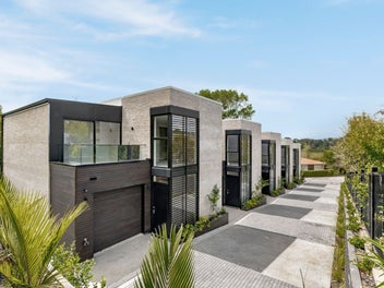 21E Arahia Street, Northcote, Auckland