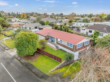 1 Clyde Street, Utuhina, Rotorua