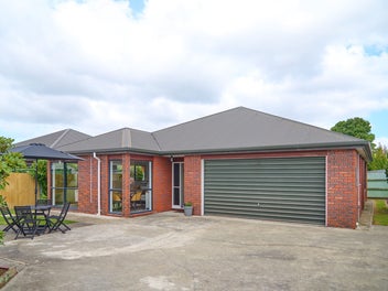 22A Dunedin Street, Redwood, Christchurch