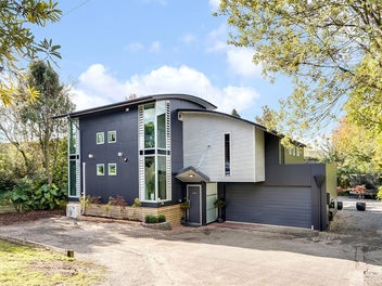 1130 River Road, Flagstaff, Hamilton