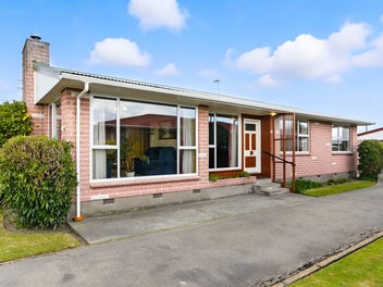 70 Daniels Road, Redwood, Christchurch