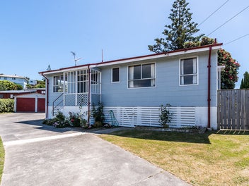 4 Taupiri Crescent, Titahi Bay, Porirua