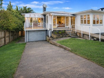 16 Sylvan Crescent, Te Atatu South, Auckland