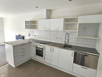 2B/60 Masons Road, Oteha, Auckland