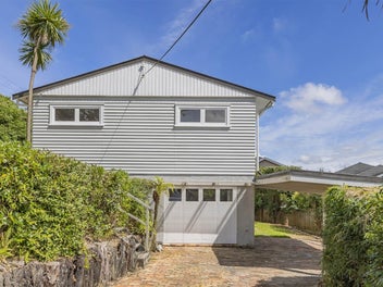 6 Archers Road, Glenfield, Auckland