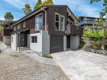 22 Surville Place, Mairangi Bay, Auckland