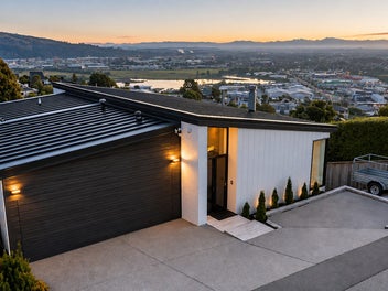 287 Cannon Hill Crescent, Mount Pleasant, Christchurch