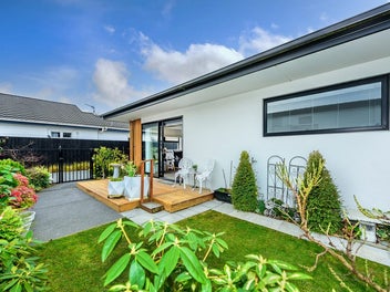 65B Aorangi Road, Bryndwr, Christchurch