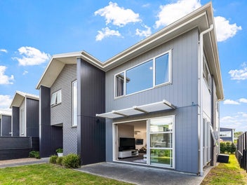 48 Karepiro Drive, Stanmore Bay, Whangaparaoa