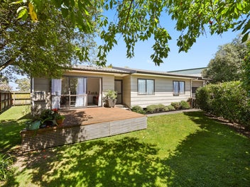48B Garland Drive, St Andrews, Hamilton