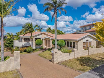 16 Tornado Place, West Harbour, Auckland