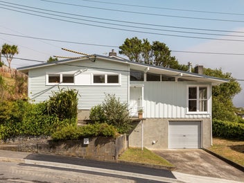 2 Paparangi Crescent, Paparangi, Wellington