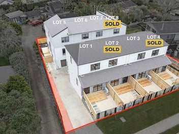 6/21 Baird Street, Howick, Auckland