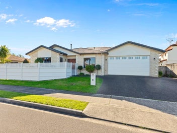 123 Oriental Parade, Papamoa Beach, Papamoa
