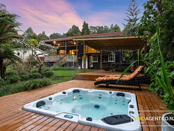 20 Western Road, Laingholm, Auckland
