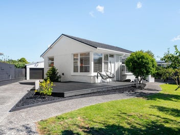 15 Kensington Place, Fairfield, Hamilton