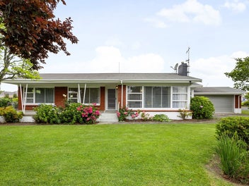 2 Golden Place, Fairfield, Hamilton