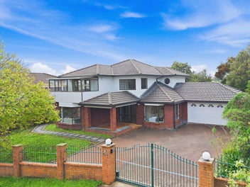 8 Capistrano Mews, Goodwood Heights, Auckland