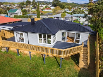 23 Cumberland Grove, Cannons Creek, Porirua