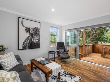 107 Kenmore Street, Newlands, Wellington