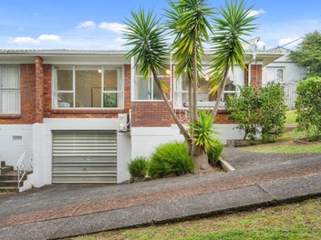 1/1546 Dominion Road Extension, Mount Roskill, Auckland