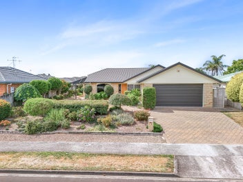 51 Edenpark Drive, Rototuna North, Hamilton