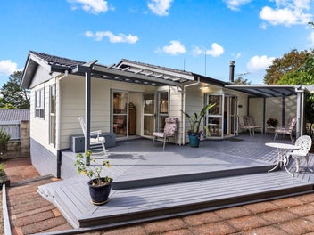 14 Puketitiro Street, Glen Eden, Auckland