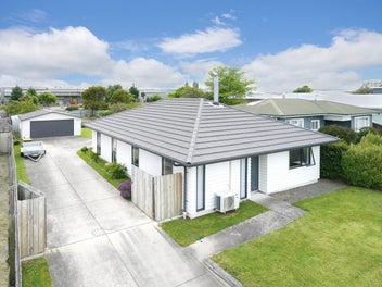 15 Shortland Street, Wainoni, Christchurch