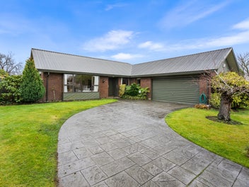 6 Tuscany Place, Beckenham, Christchurch