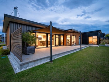 2 The Heights Avenue, Wanaka