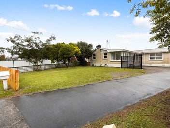 35 Sandwich Road, St Andrews, Hamilton