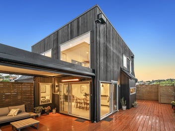 3/7 Ngake Street, Orakei, Auckland