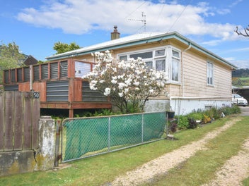 50 Hall Road, Sawyers Bay, Port Chalmers