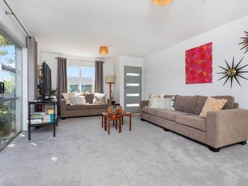 1/49 Seabrook Avenue, New Lynn, Auckland
