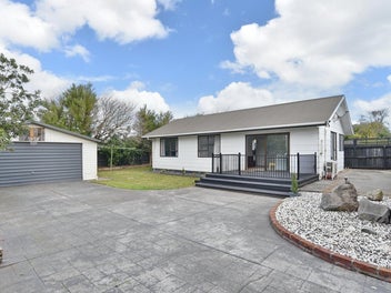 2/56 Hay Street, Bromley, Christchurch