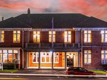 136 Burnt Hill Road, Burnt Hill, Oxford