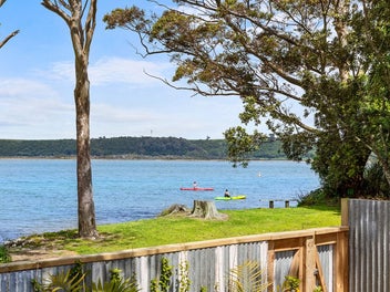 594 Pukehina Parade, Te Puke