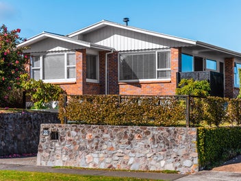 2/55 Taharepa Road, Hilltop, Taupo