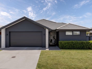 22 BILL MILLER DRIVE, Tauranga