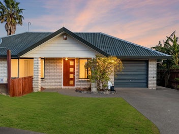 1/17 Wai Iti Place, Clendon Park, Auckland