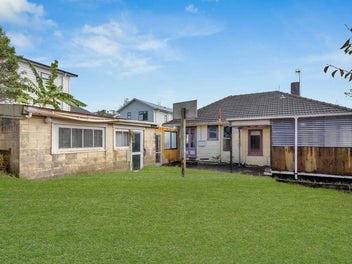14 Nash Road, Mount Roskill, Auckland