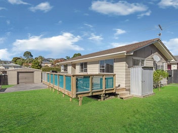 47 Claverdon Drive, Massey, Auckland