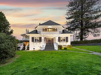 6 Peverill Crescent, Papatoetoe, Auckland